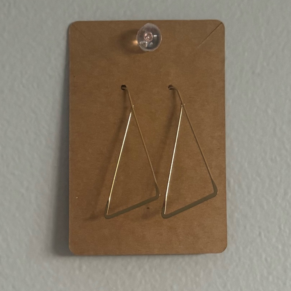 Elegant Gold Triangle Earrings!